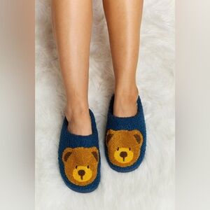 Melody Teddy Bear Print Plush Slide Slippers